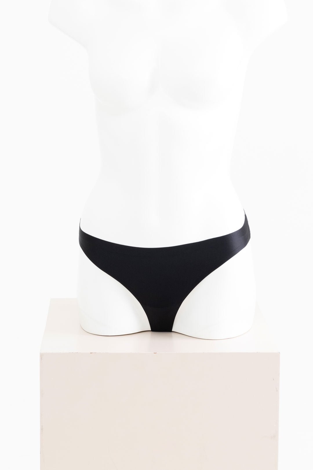 Seamless Thong