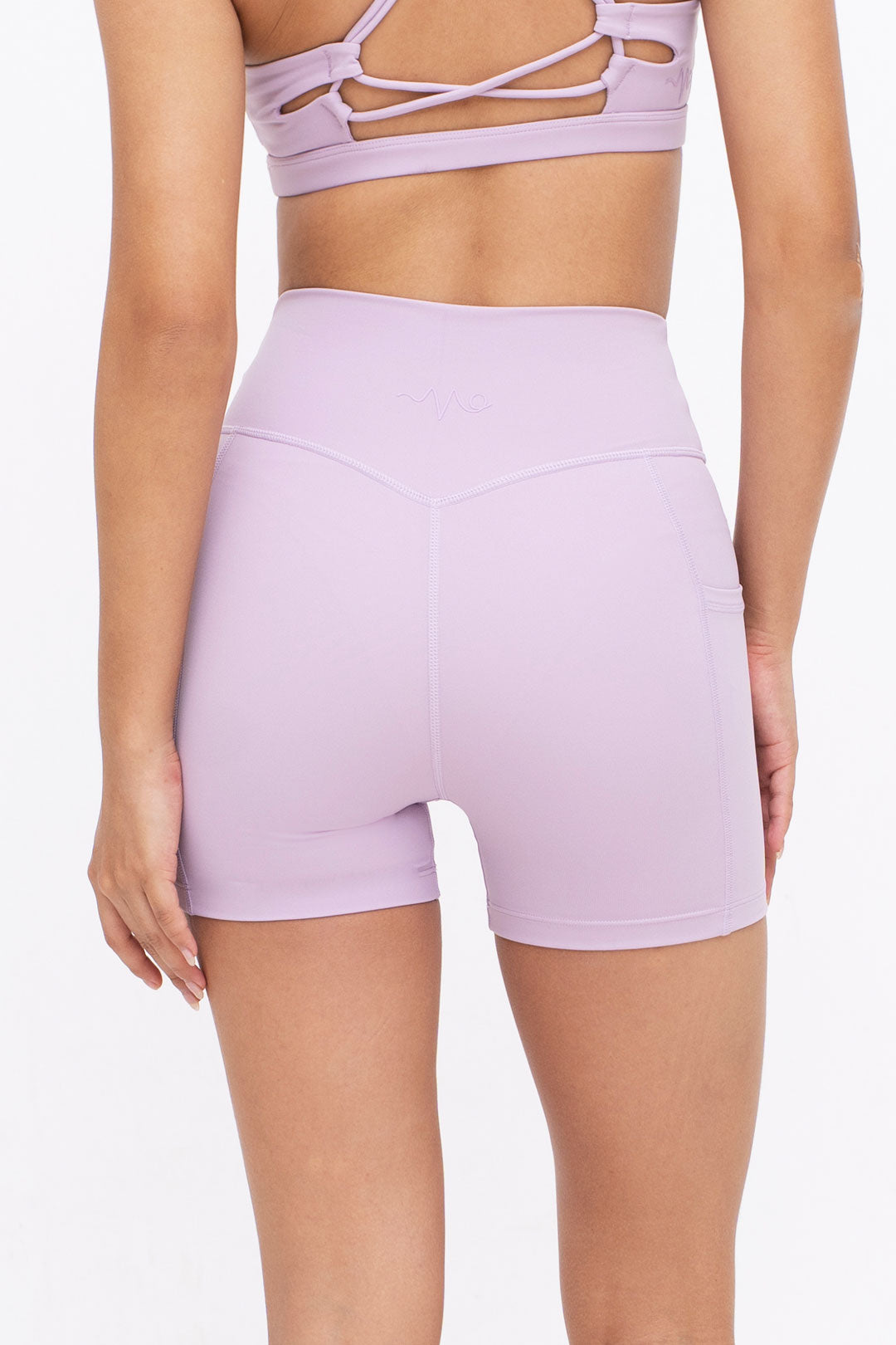 Form Shorts 4"