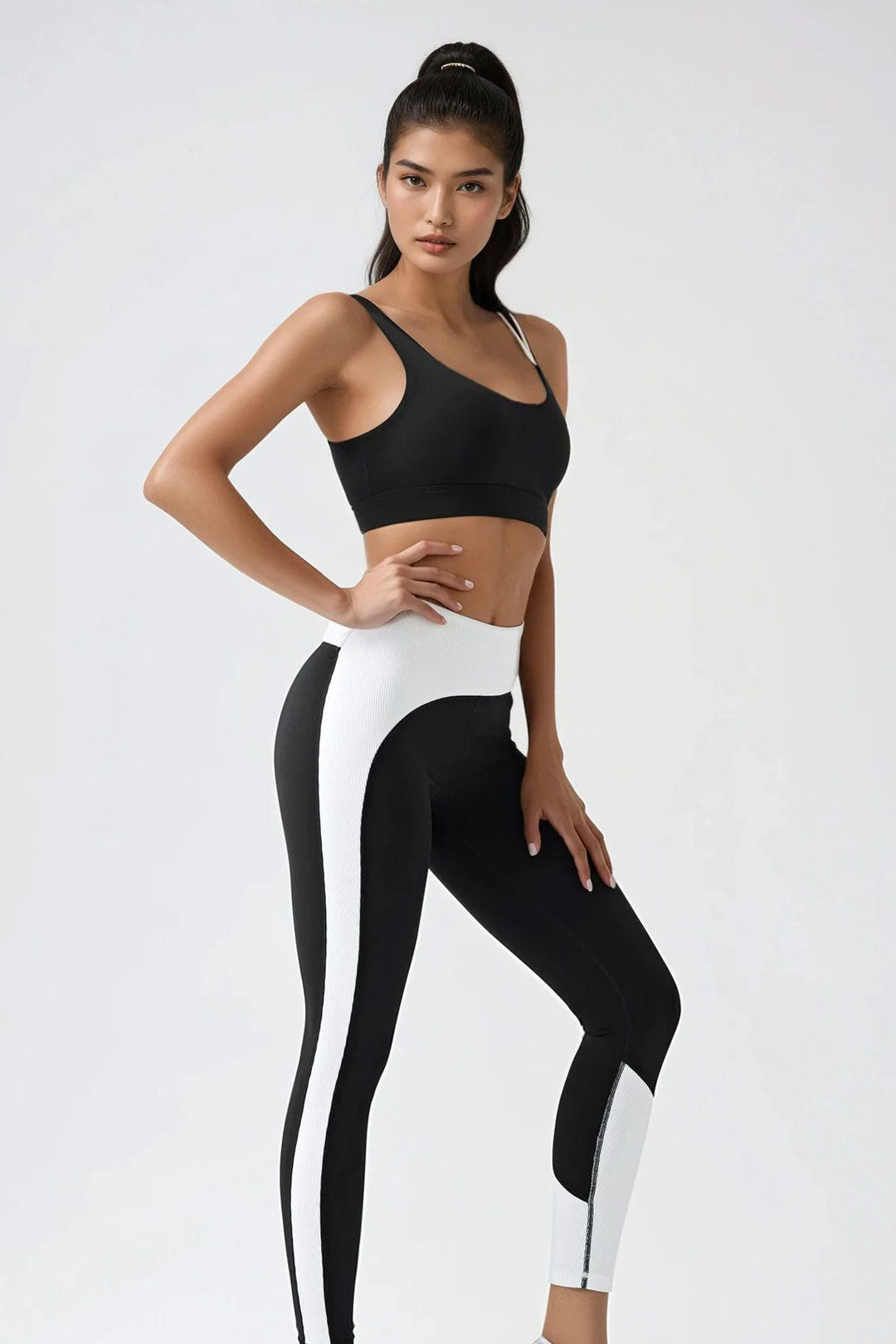 Kate Sports Bra PREORDER