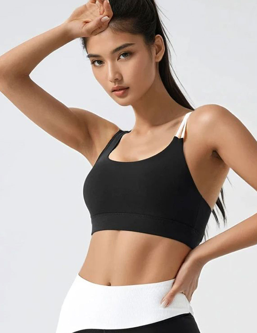 kate-toga-sports-bra-black-3.jpg