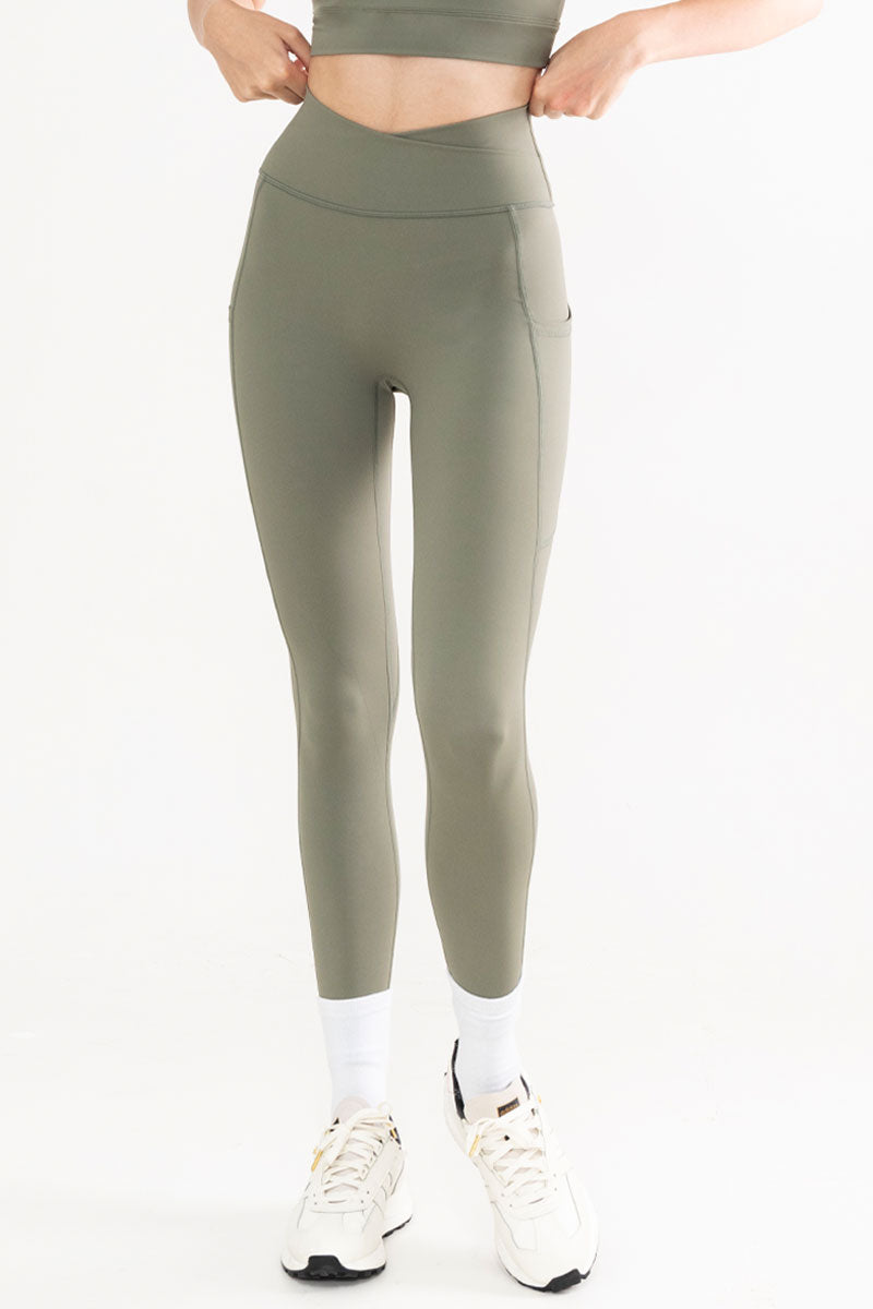 Lululemon Surge Warm Tights  International Society of Precision Agriculture